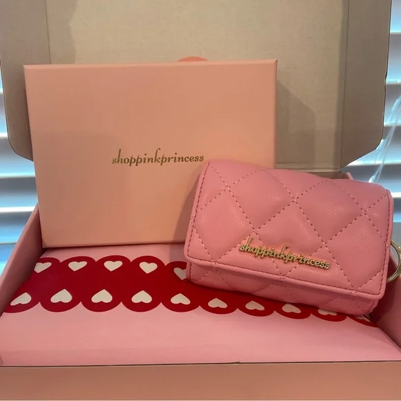 SHOP PINK PRINCESS PINK PRINCESS 6-KEY HOLDER WALLET CARNATION PINK - Picture 2 of 10